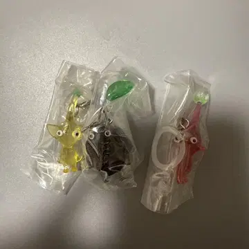 피크민 아크릴 키링 3개 세트