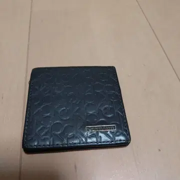 Calvin Klein 블랙 접이식 지갑 동전 지갑