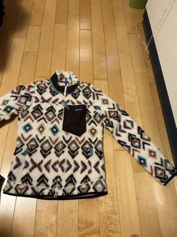 patagonia 기하학 패턴 플리스 자켓