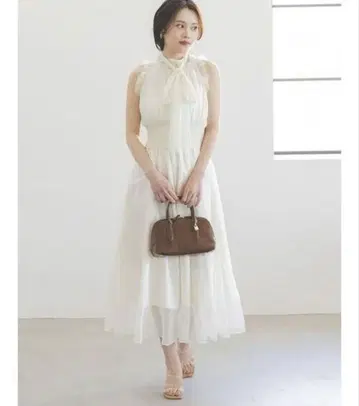 snidel 백리본 쉬폰 원피스
