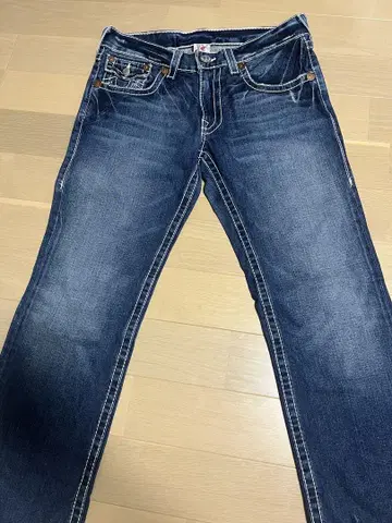 TRUE RELIGION 데님