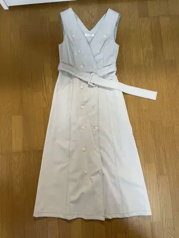 LADYMADE 베이지 더블 브레스트 롱 드레스