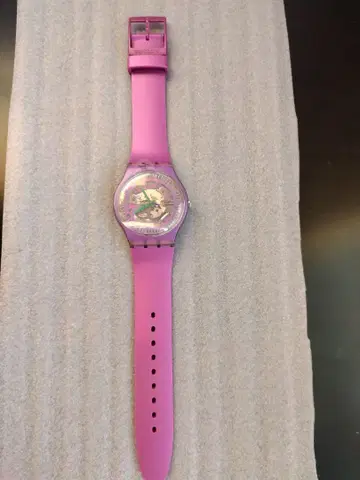 [ Swatch ] 퍼플 실리콘 손목시계