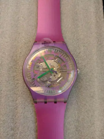 [ Swatch ] 퍼플 실리콘 손목시계