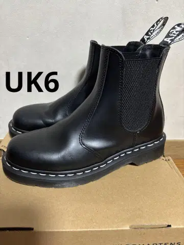 닥터마틴 2976 화이트 스티치 첼시 부츠 UK6