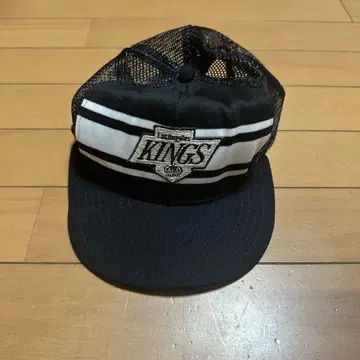 [ USA ] Los Angeles Kings 메쉬 캡 빈티지