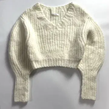 컨디션 최상 최근 모델 SNIDEL 루즈 오프숄더 크롭 풀오버 가을/겨울