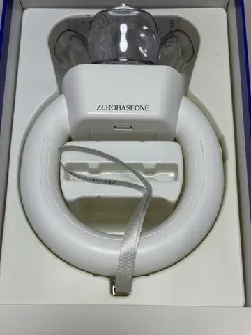 ZEROBASONE 응원봉 화이트