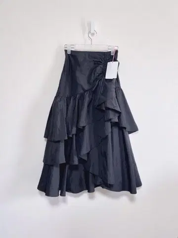 FURFUR 랜덤 프릴 스커트