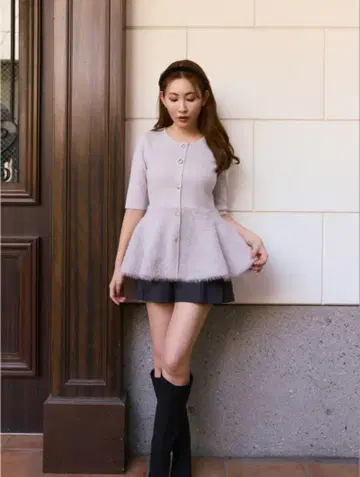 [ black ] Peplum Fur Knit Top