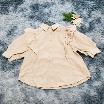 GRL 그레일 (L) 볼륨 슬리브 프릴 블라우스 베이지 페미닌
