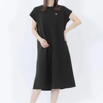 마리콴트 드라이 턱 이지 니트 원피스 새상품