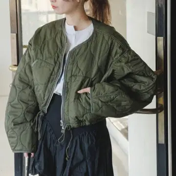 Kastane 퀼팅 숏 자켓 올리브 그린