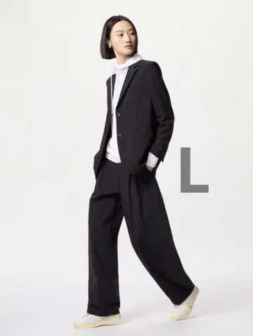 유니클로 울트라 스트레치 액티브 와이드 팬츠 긴 길이 L 블랙