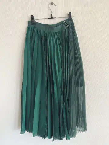 Sacai 원단 mix 플리츠 랩 스커트