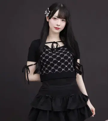 pium 케이프 레이어드 모노그램 니트
