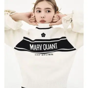 마리콴트 LILY BROWN 릴리 브라운 자카드 긴팔 니트