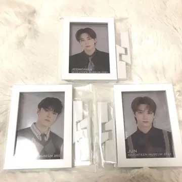 SEVENTEEN museum 2021 준 버논 정한