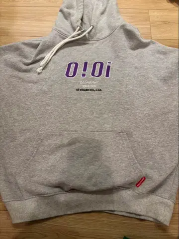 O!Oi 그레이 후드티