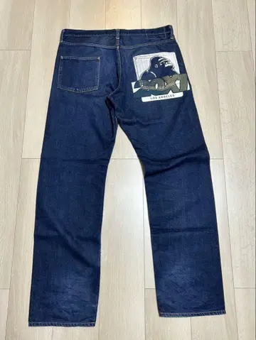 XLARGE 고릴라 페인트 데님