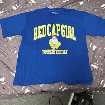 RED CAP GIRL 티셔츠 블루