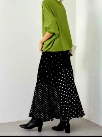 비어즐리 도트 롱 스커트