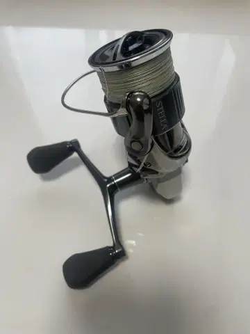 SHIMANO 22 스텔라 C3000SDH