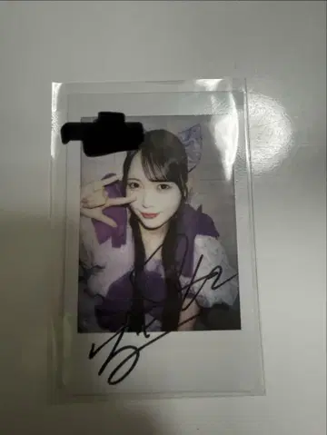 마나베 나기사 사인 폴라로이드