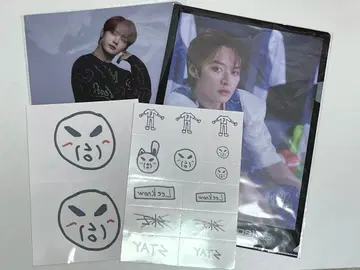 [미개봉 미사용] Lee Know 클리어 파일 (포스터 포함) & 바디씰