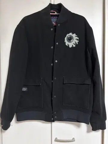 MNWKA(미시카) 블랙 자켓 프론트 아이콘 자수