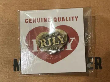 미사용 새상품 RILY Heart Pins Gold