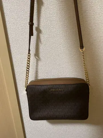 Michael Kors 브라운 숄더백