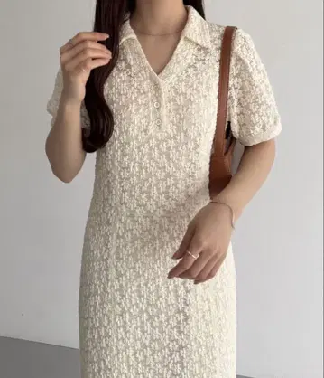 칼라우티아 컷 레이스 폴로 원피스 (페치 원피스 세트)