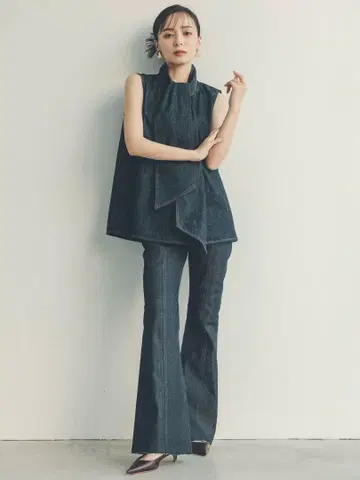 센터 심 세미 플레어 데님 INDIGO