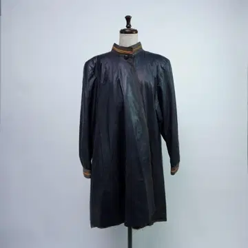 가죽 롱 자켓 빈티지 싱글 버튼 옷깃 절개 블랙 사이즈 L*OC7