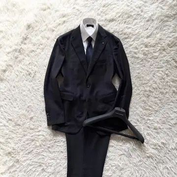[새상품급] TAGLIATORE 다크 그레이 울 수트 사이즈 48