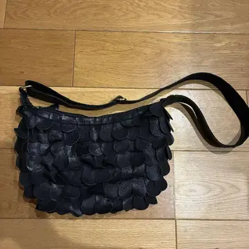 archive grunge leather shoulder bag y2k