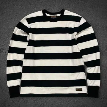 IRON HEART heavy weight border T-shirt
