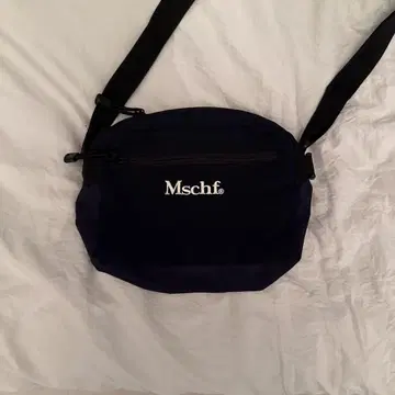 Mschf 네이비 숄더백