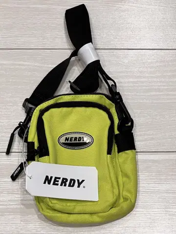 NERDY 라임 그린 숄더백