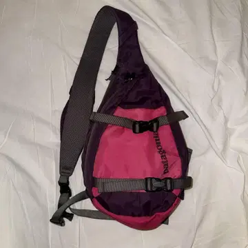 patagonia 파타고니아 숄더백 아톰 슬링백 핑크 보라색