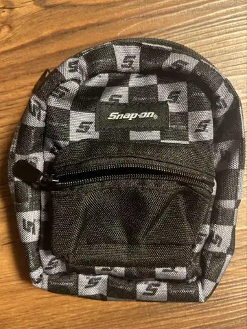 Snap-on 체크 무늬 파우치 카라비너 포함