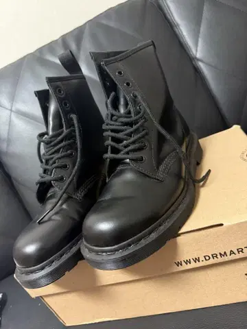 DR. MARTENS 블랙 1460