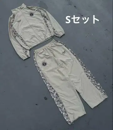 나일론 자켓 팬츠 세트 베이지 카모 패턴