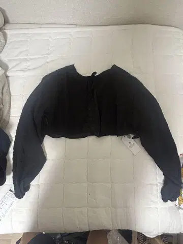 로페 피크닉 블랙 긴팔 가디건 F