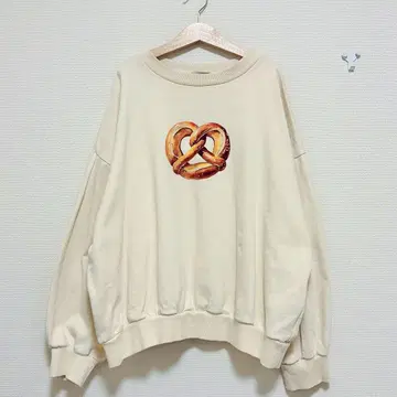 moi tytto 프레첼 맨투맨