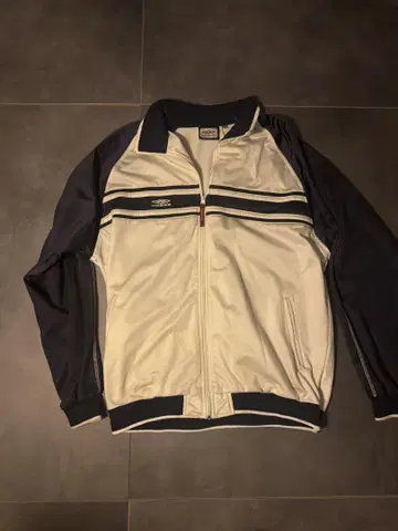 UMBRO 트랙 자켓 화이트/네이비