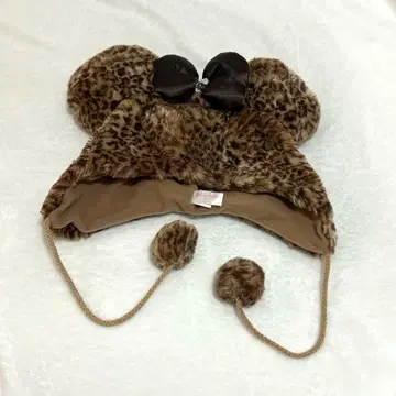 미니 레오파드 무늬 귀도리 모자