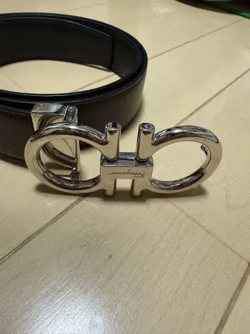 Ferragamo 벨트