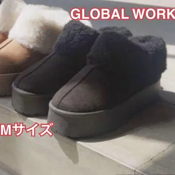 새상품 통굽 무스탕 클로그 블랙